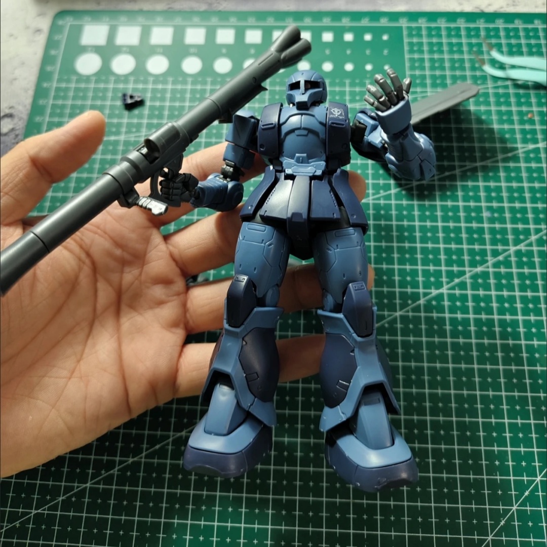 Model Kit Gundam Hg - GTO MS-05 HG 1/144 Zaku Black