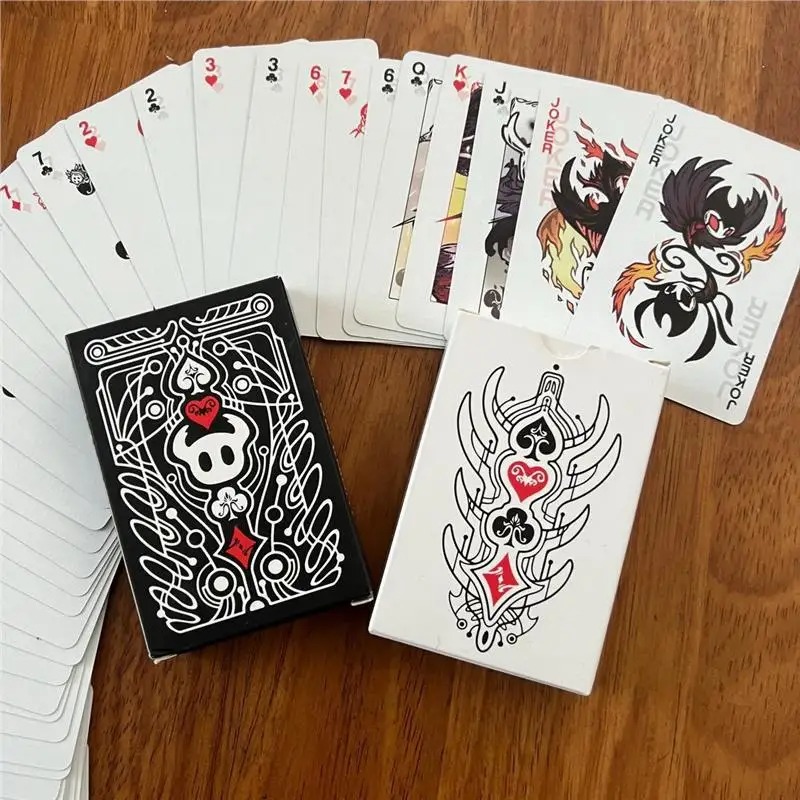 Juego de cartas de póker están - Model Kit Knight reseña y precio