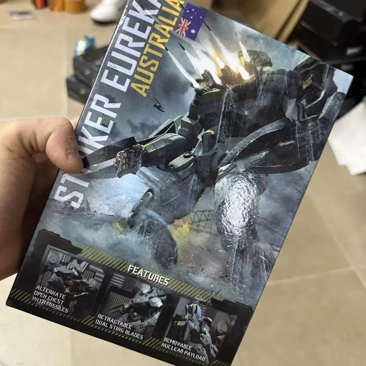 NECA Pacific Mecha Modelo Eure - Model Kit Gunpla reseña y precio