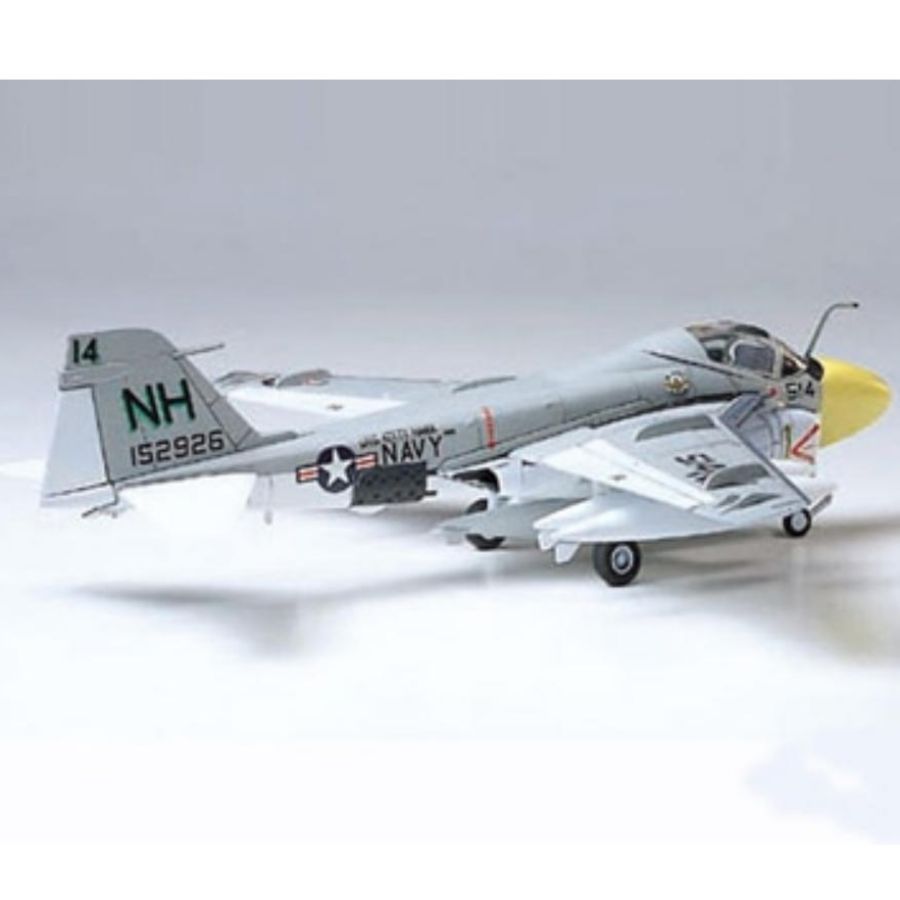 Tamiya TA61606 1/100 Grumman A - Model Kit Tamiya reseña y precio