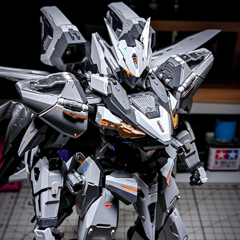 Kit de modelo de anime transfo - Model Kit Daban reseña y precio