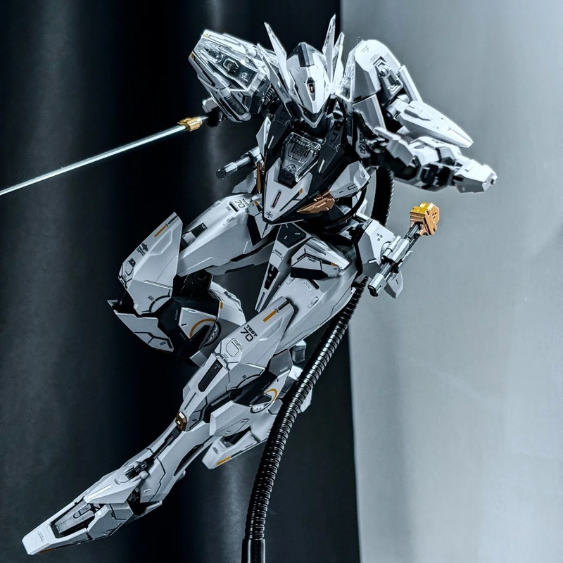 Kit de modelo de anime transfo - Model Kit Daban reseña y precio