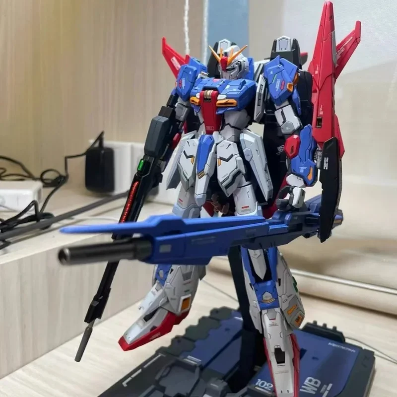 Bandai Gdm 8801 Mg 1/100 Msz 0 - Model Kit Daban reseña y precio